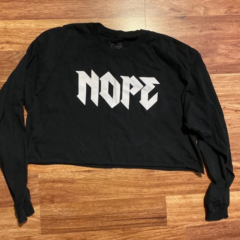 Long Sleeve Crop Top